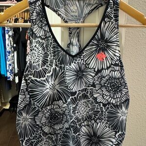 Rabbit Blue and White Running Tank - S